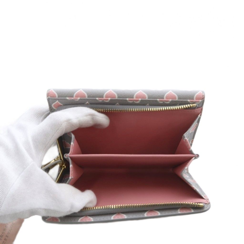Miu Miu Miu Wallet Trifold Heart Pattern Goat Leather Gray — view 8