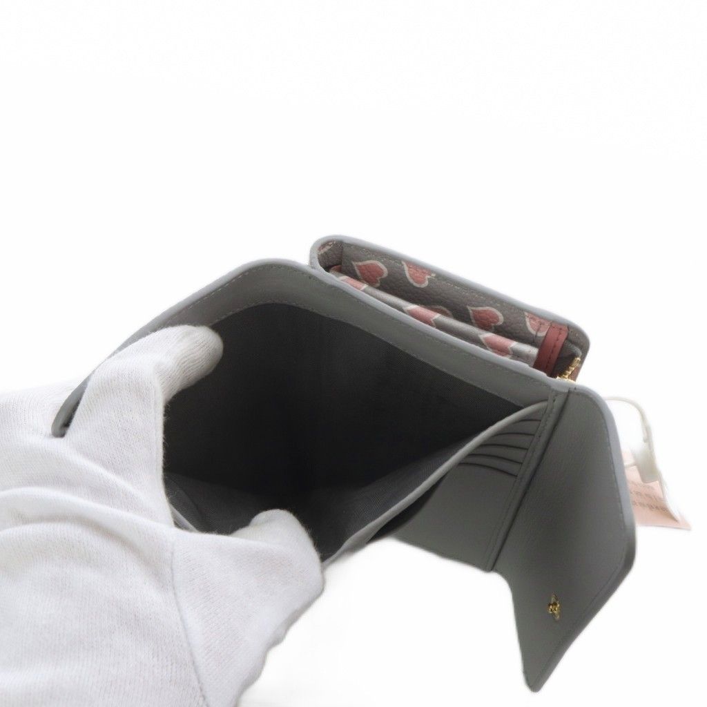 Miu Miu Miu Wallet Trifold Heart Pattern Goat Leather Gray — view 7