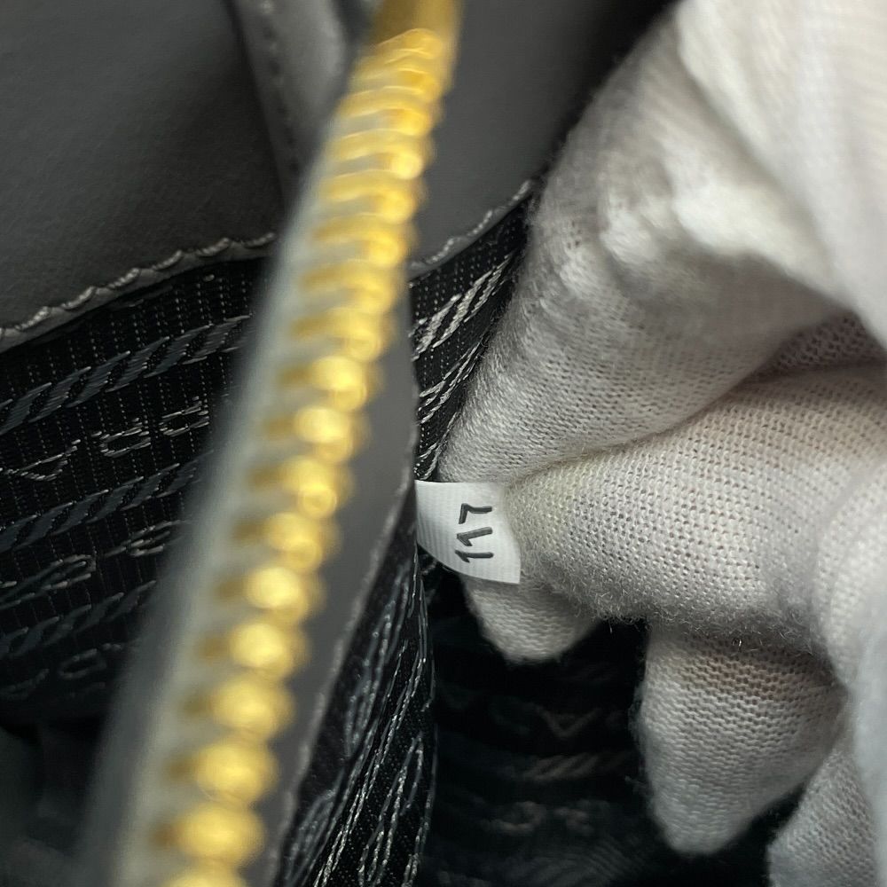 Prada Monochrome Tote Logo Saffiano Leather White Tag Gray Classic Sophisticatio — view 9