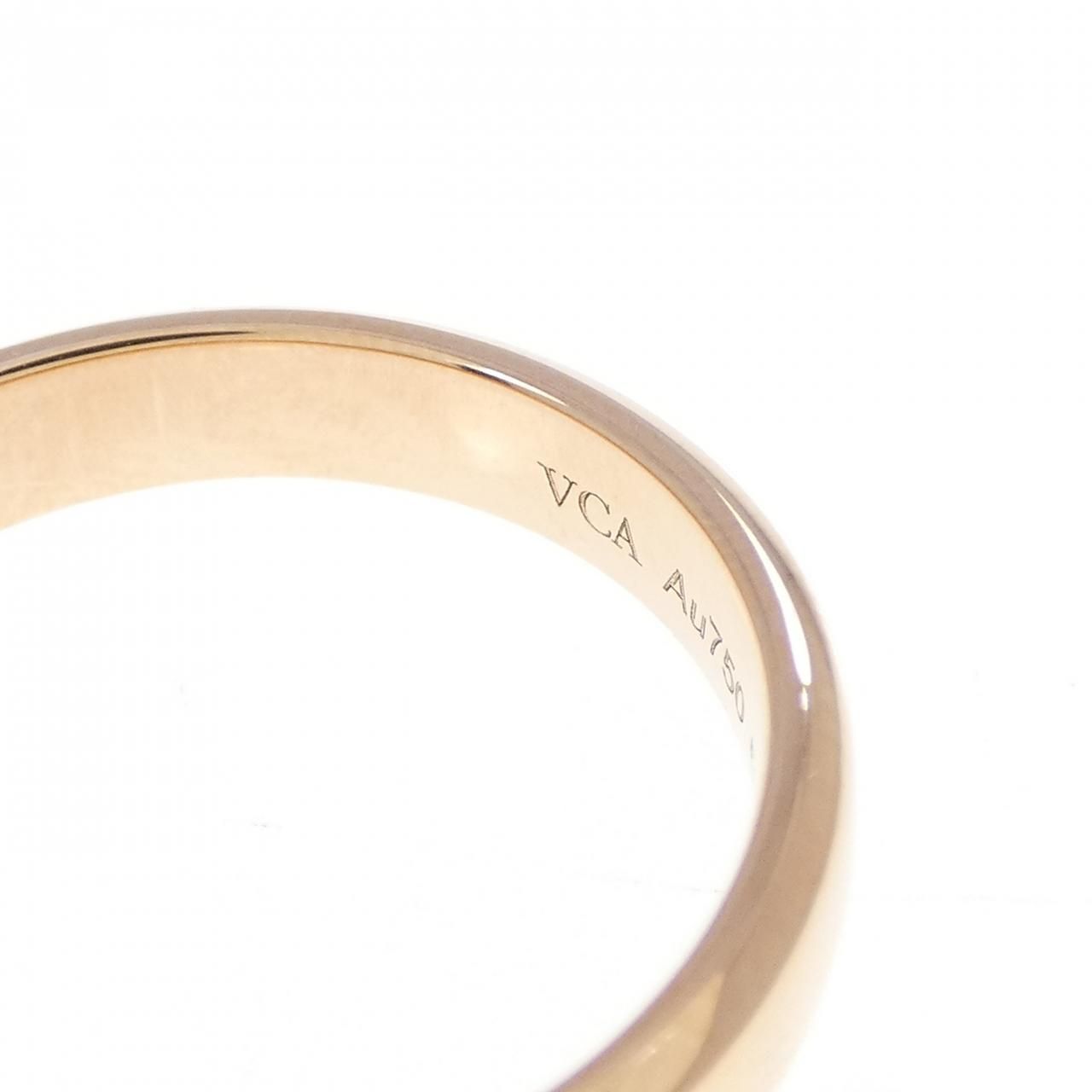 Van Cleef & Arpels Toujour Ring — view 3