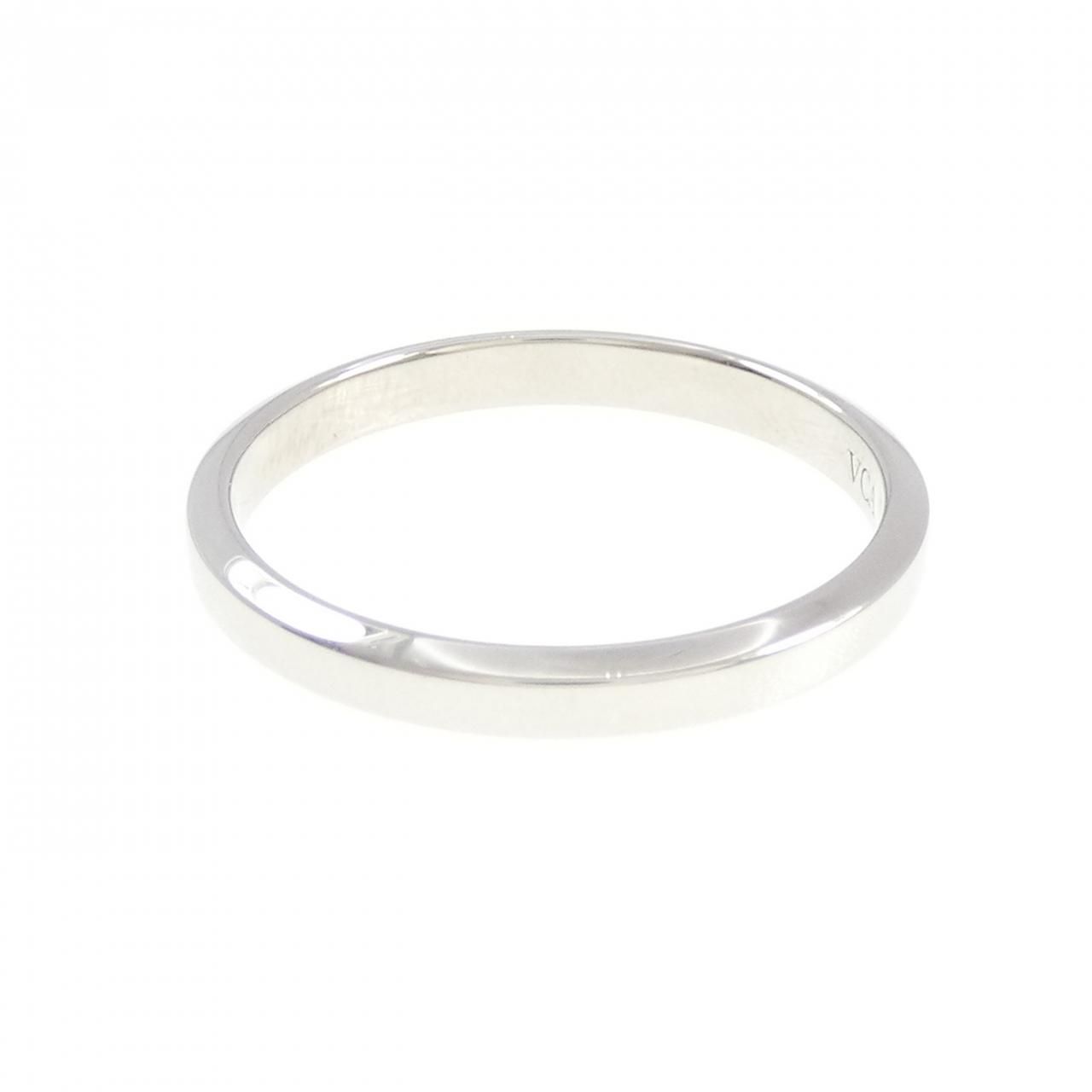 Van Cleef & Arpels Toujour Ring — view 2