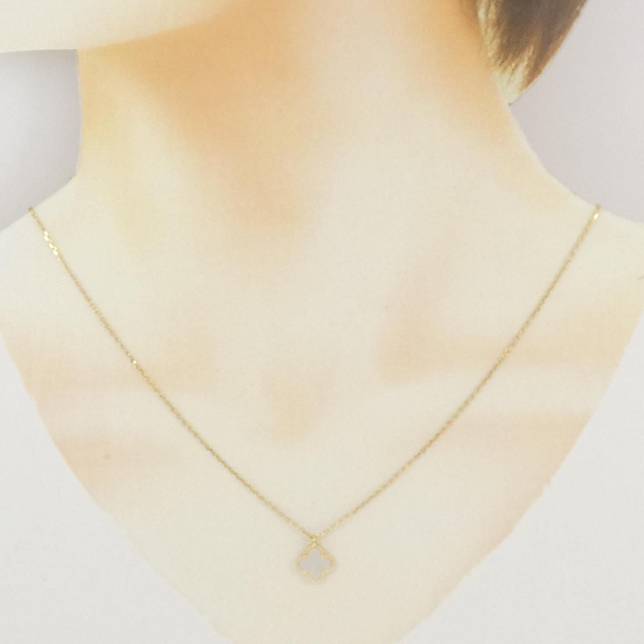Van Cleef & Arpels Sweet Alhambra Necklace — view 5