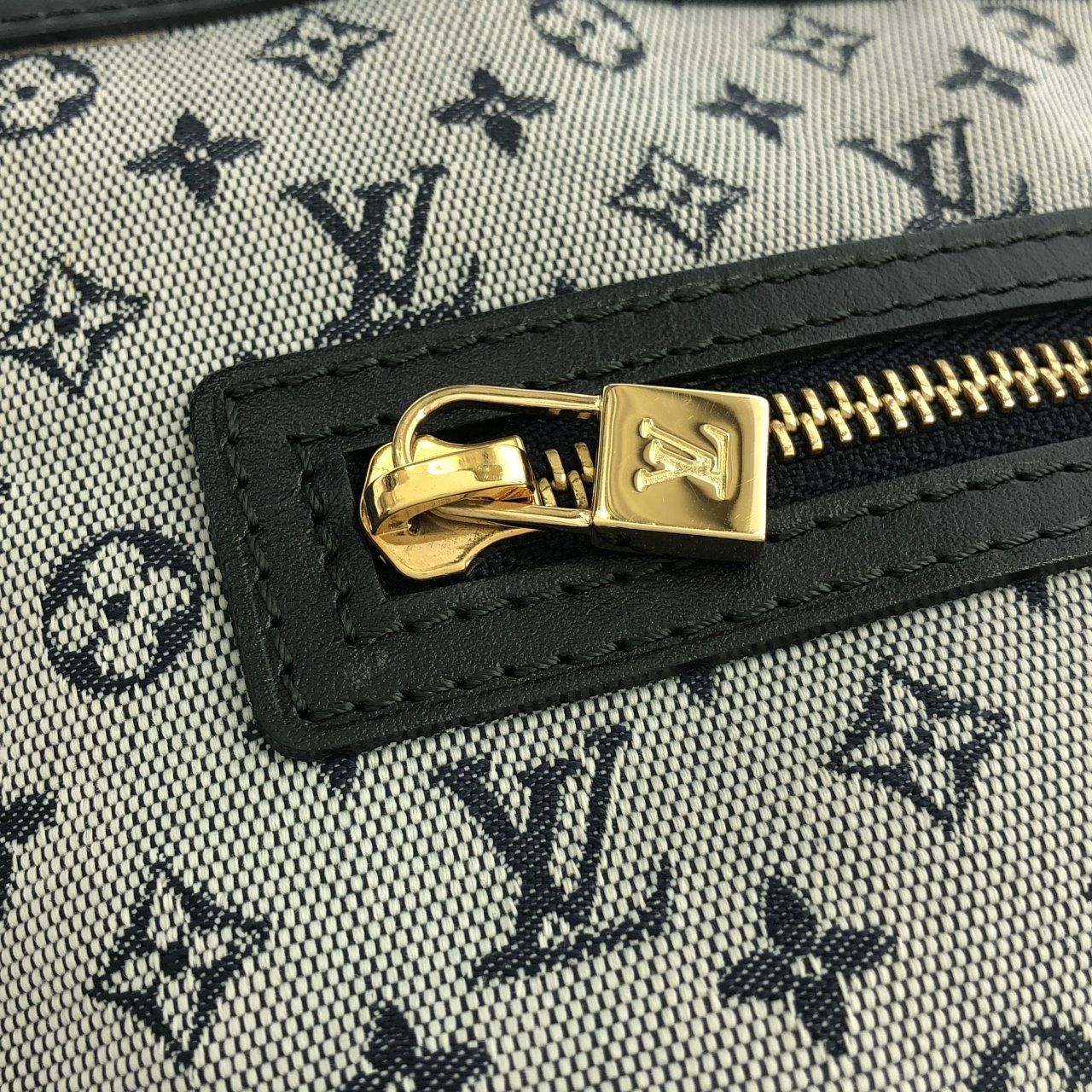 Louis Vuitton Monogram Mini Lucille PM Shoulder Bag — view 4