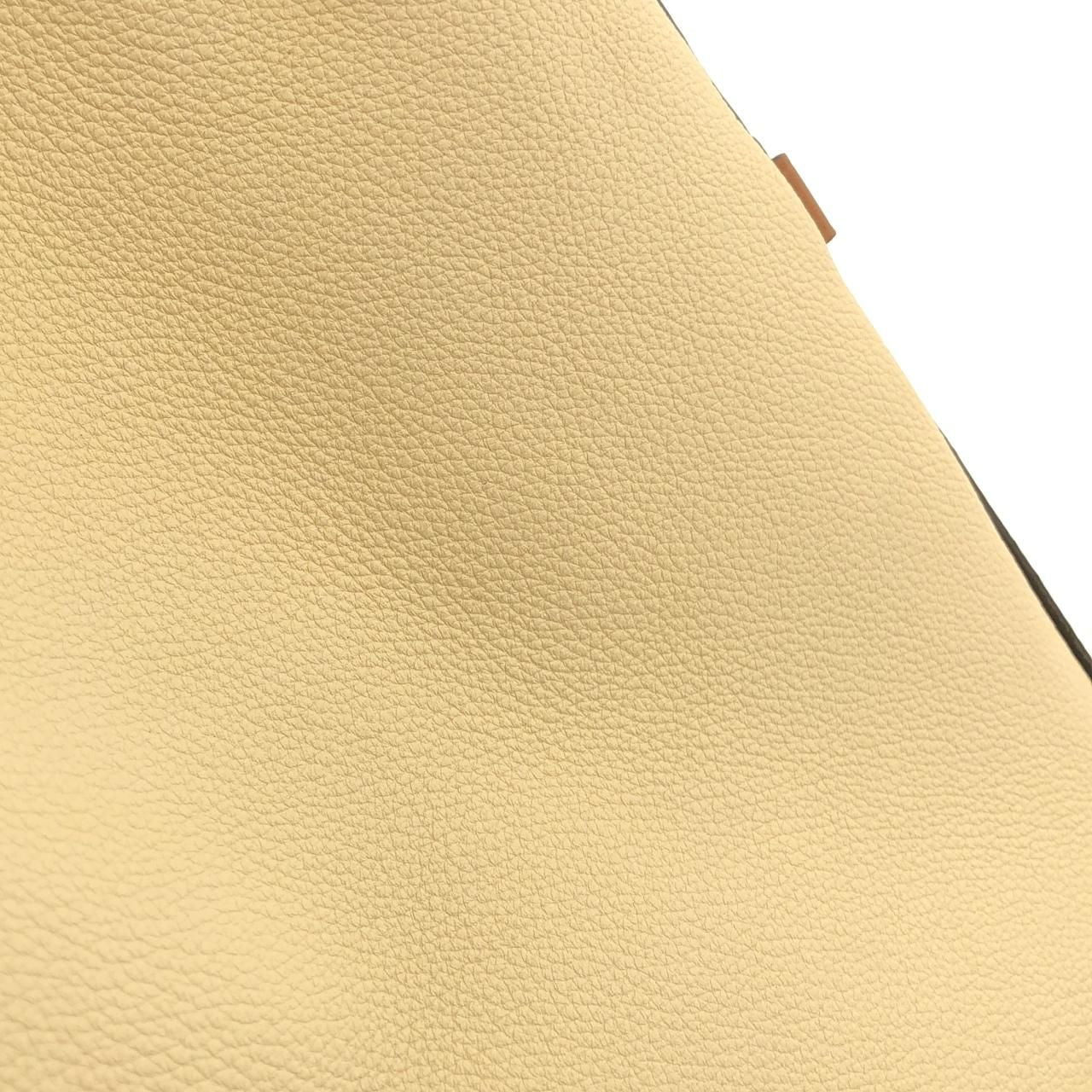 Louis Vuitton Monogram Fold Tote PM — view 5