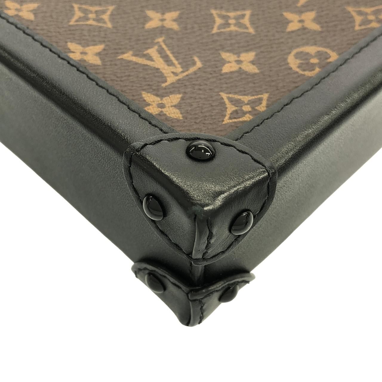 Louis Vuitton Monogram Pochette Trunk Vertical — view 3