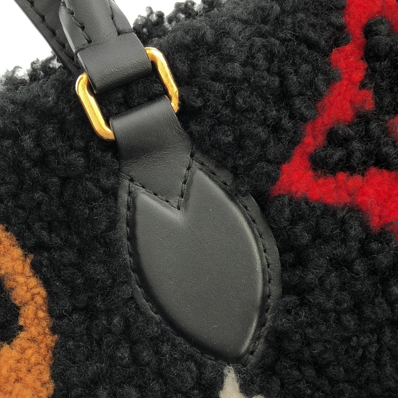 Louis Vuitton Monogram Teddy On The Go GM Bag — view 6