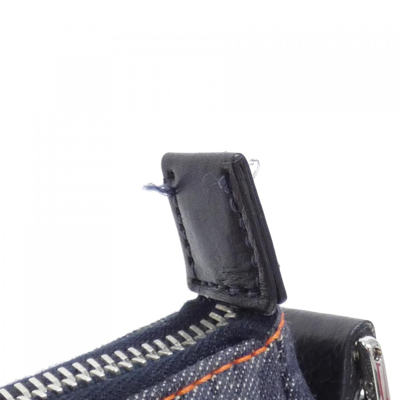 Dior Vintage Saddle Shoulder Bag — view 8