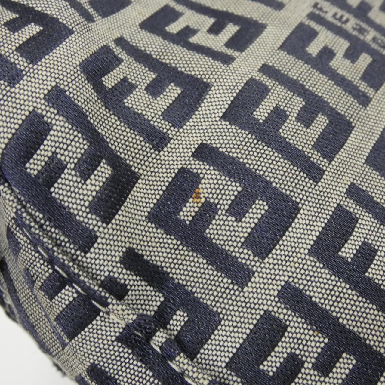 Fendi Vintage Baguette Shoulder Bag — view 6