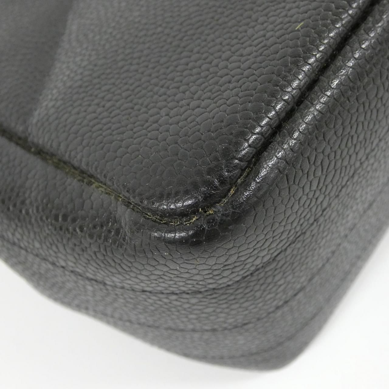 Chanel Vintage Shoulder Bag — view 4