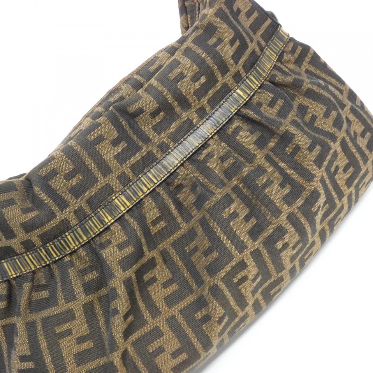 Fendi Vun Shoulder Bag — view 3