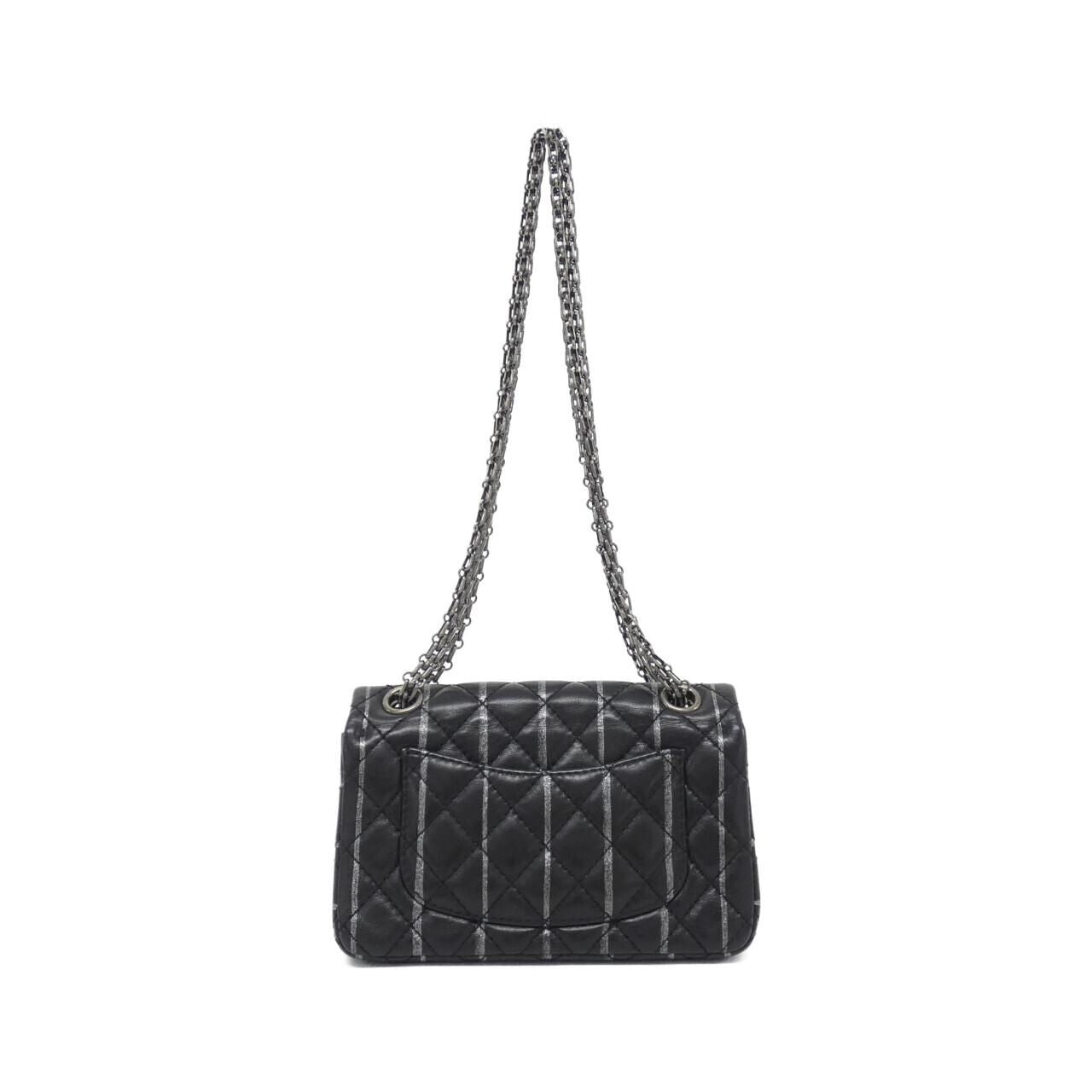 Chanel Shoulder Bag Black — view 2