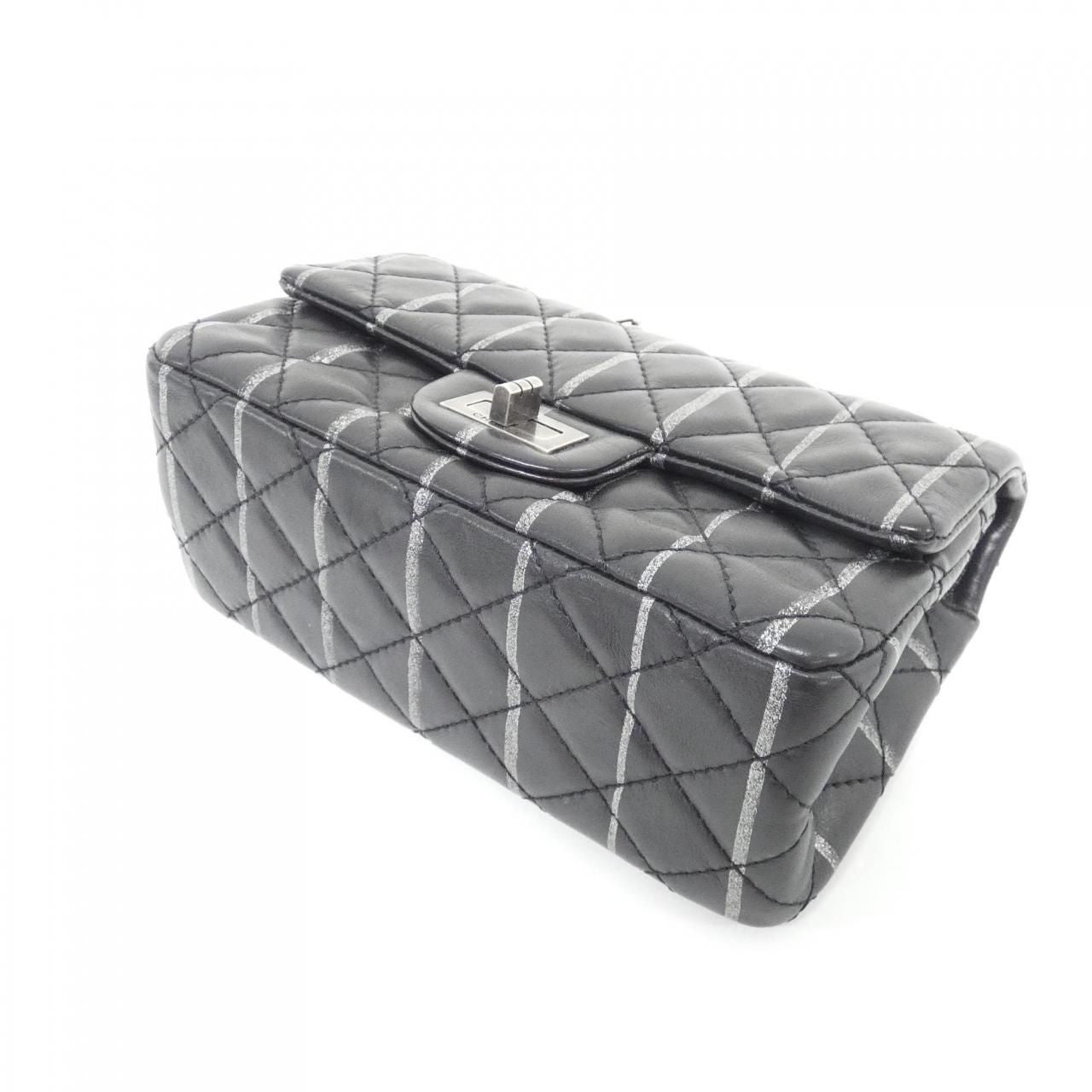 Chanel Shoulder Bag Black — view 3