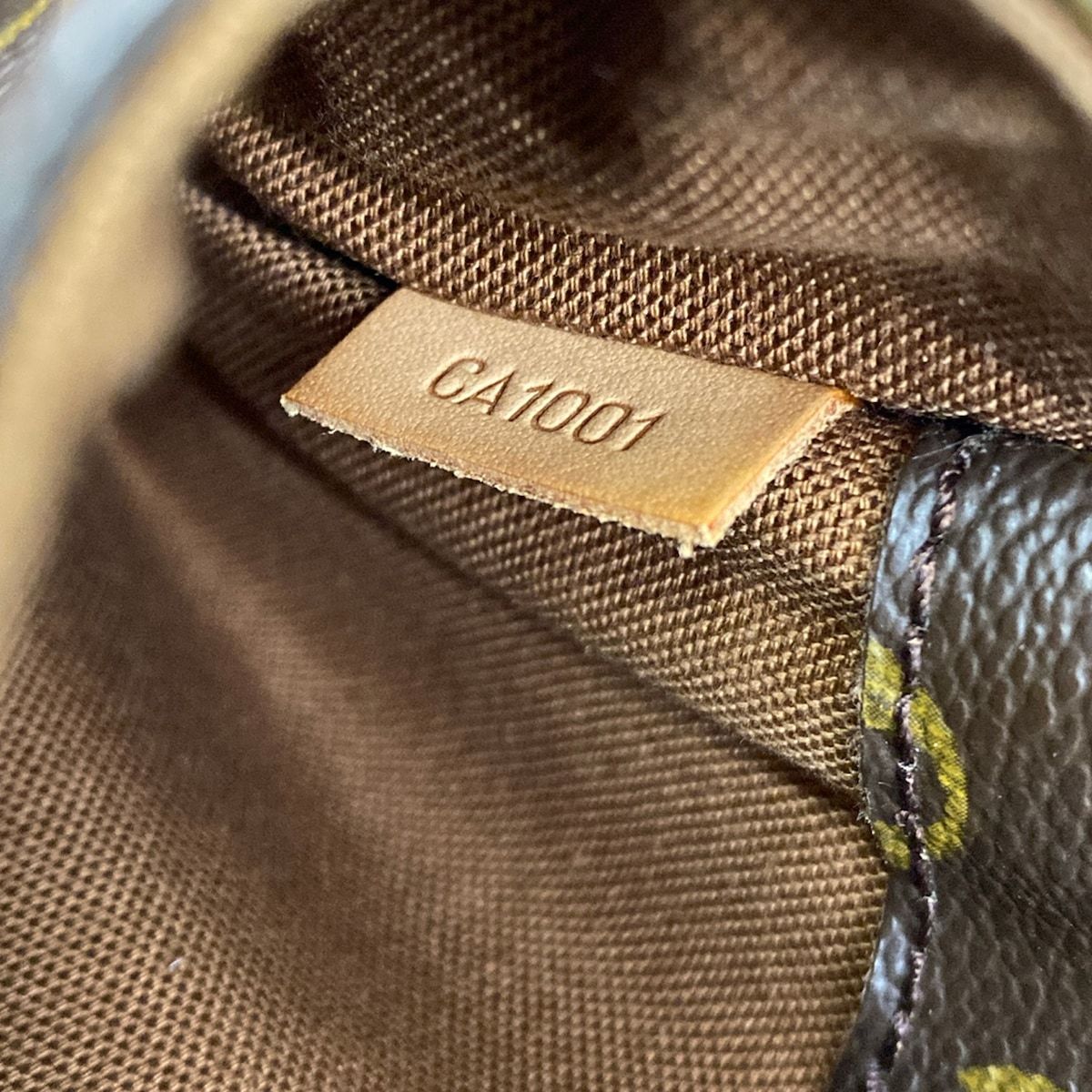 Louis Vuitton Shoulder Bag Monogram Pochette Gange — view 9