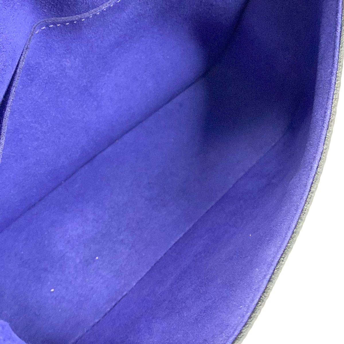 Louis Vuitton Shoulder Bag Epi Buci NM Noir Leather Cowhide — view 7
