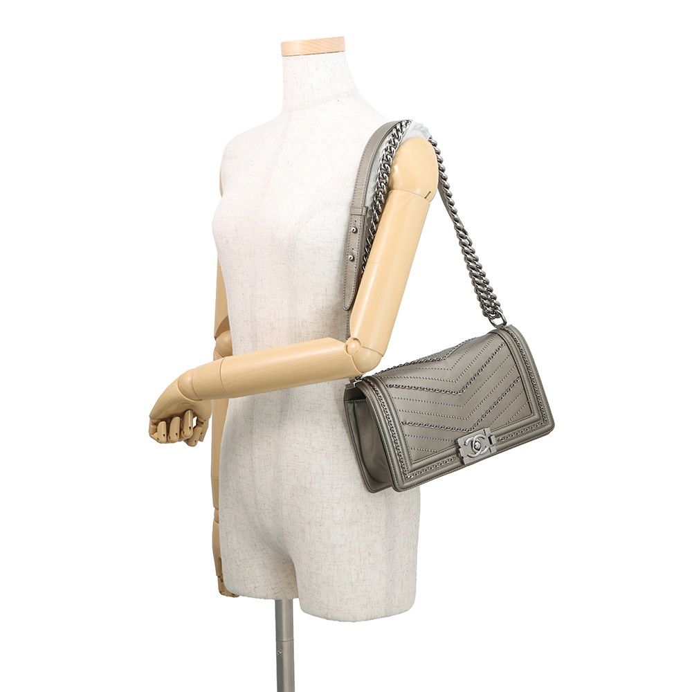 Chanel Chain Shoulder Bag Body Vintage Calf — view 4