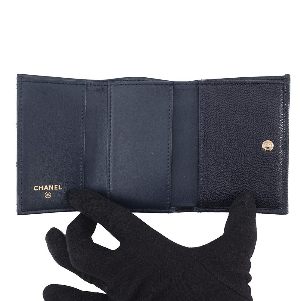 Chanel Trifold Wallet Quilted CC Logo Small Flap Caviar Leather — view 4
