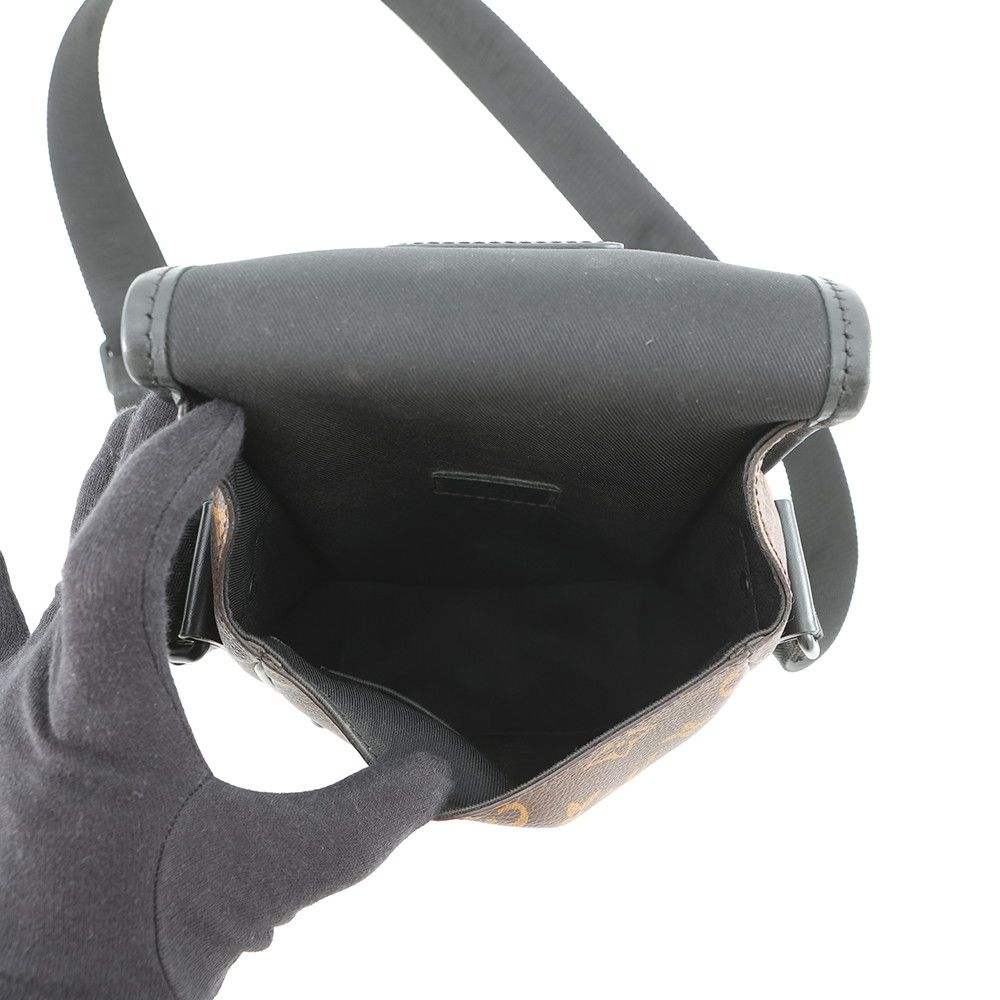 Louis Vuitton Shoulder Bag Monogram Macassar Messenger Black — view 5