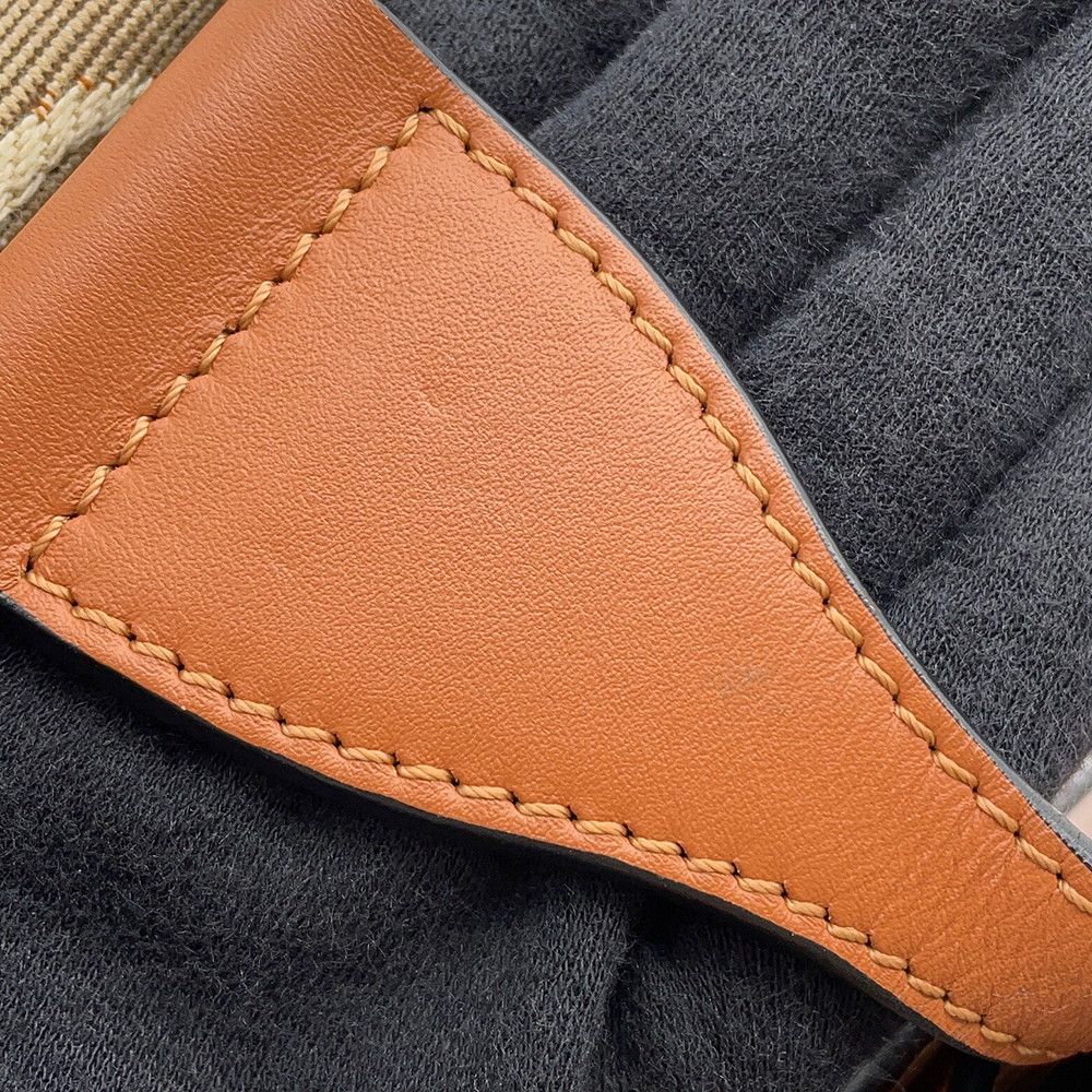 Loewe Shoulder Bag Gate Dual Mini Brown — view 7