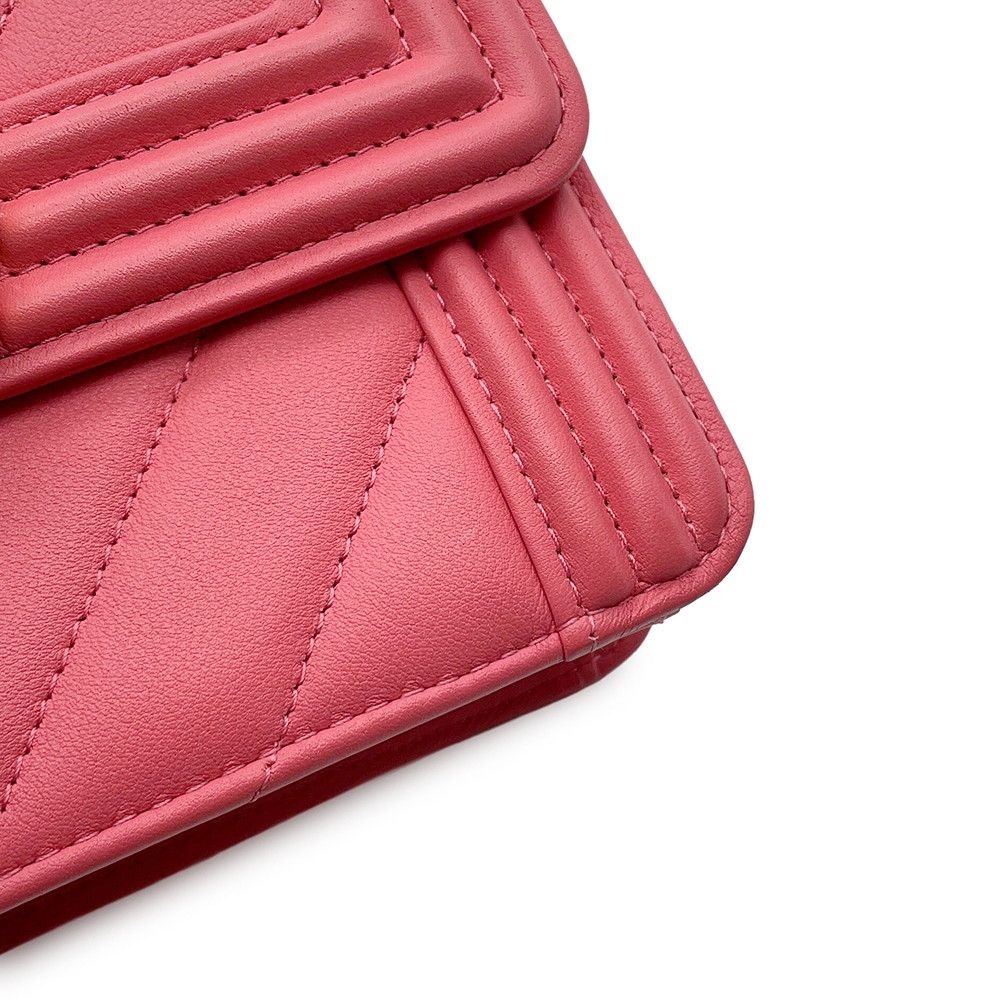 Chanel Chain Shoulder Bag Leather — view 8