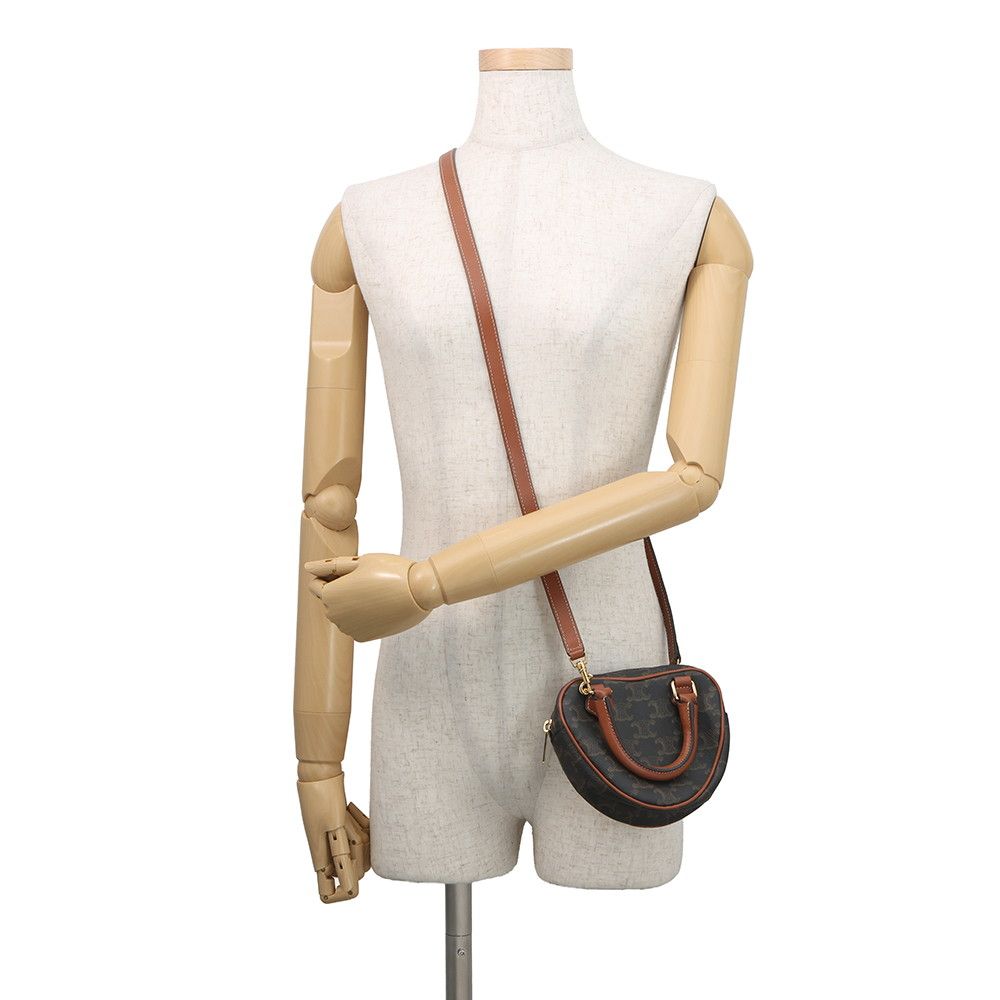 Celine Handbag Triomphe Heart Leather Bag Brown — view 4