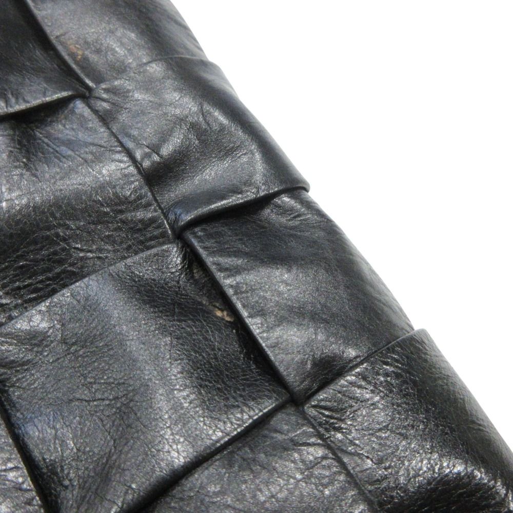 Bottega Veneta Leather Cassette Maxi Intrecciato Tote Black — view 8