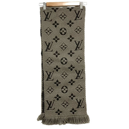 Louis Vuitton Echarpe Logo Mania Monogram Scarf Gray — view 4
