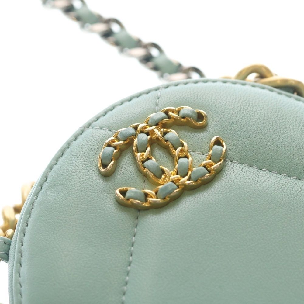 Chanel 19 Round Mini Shoulder Bag Chain Mint Green Lambskin Gold — view 5