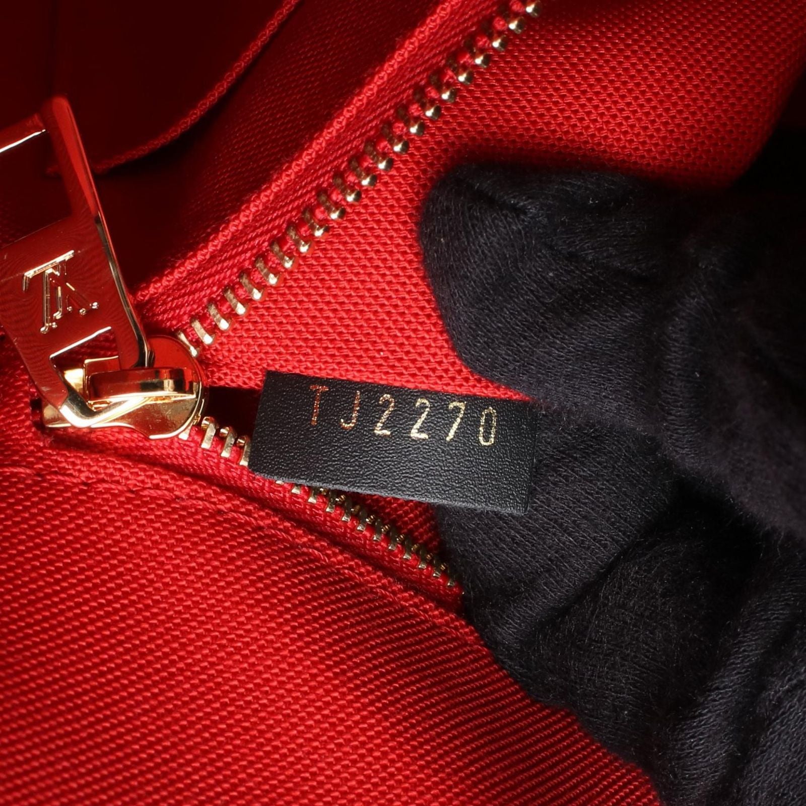Louis Vuitton Tote On The Go MM Canvas Leather — view 5