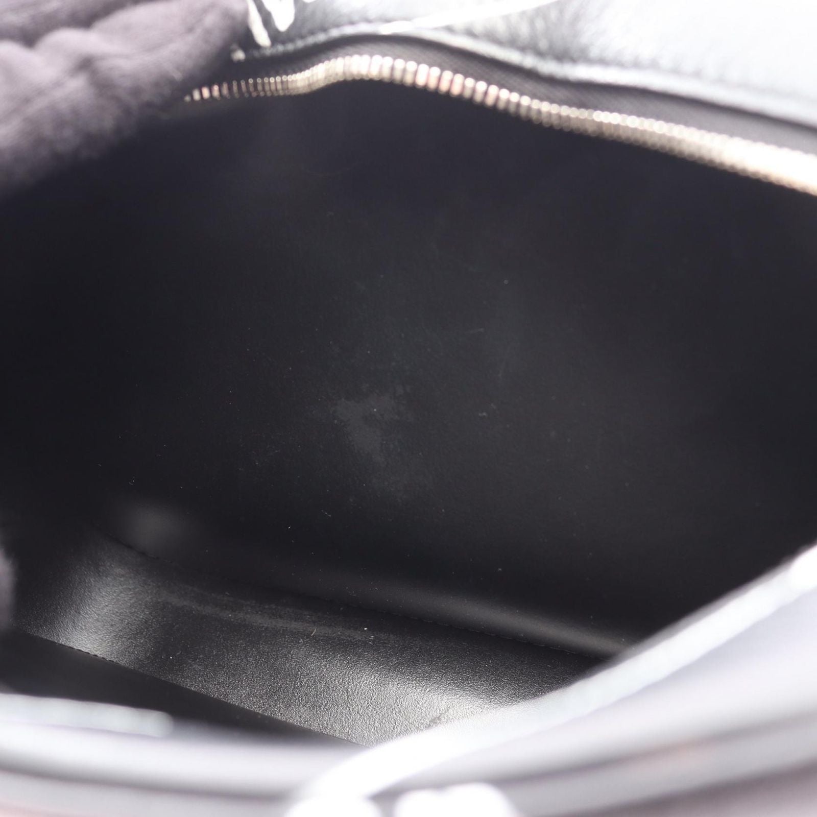 Balenciaga Shoulder Bag Everyday S Black Leather — view 6