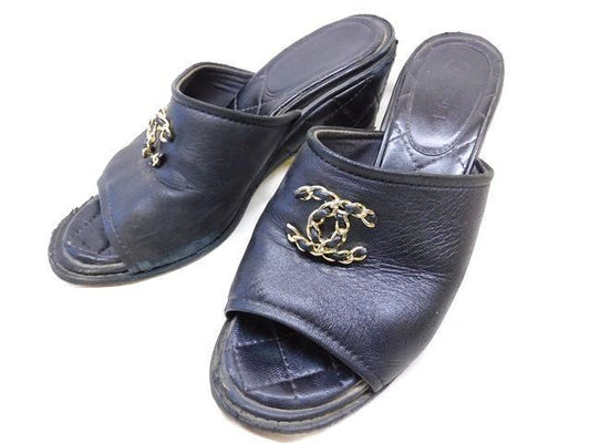 Chanel 36c CC Logo Sandals Black Leather Shoes Mani