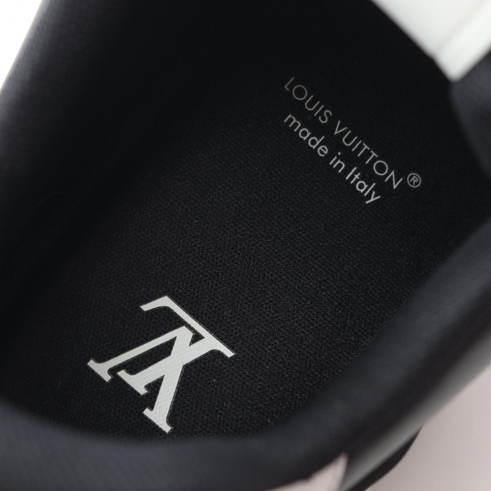 Louis Vuitton Sneakers LV Trainer Line Monogram Jacquard Noir Leather — view 5