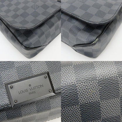 Louis Vuitton Shoulder Bag District MM Damier Graphite Black Gray Crossbody — view 3
