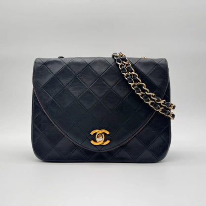Chanel Shoulder Bag Quilted CC Logo Turnlock Gold Chain Leather Black