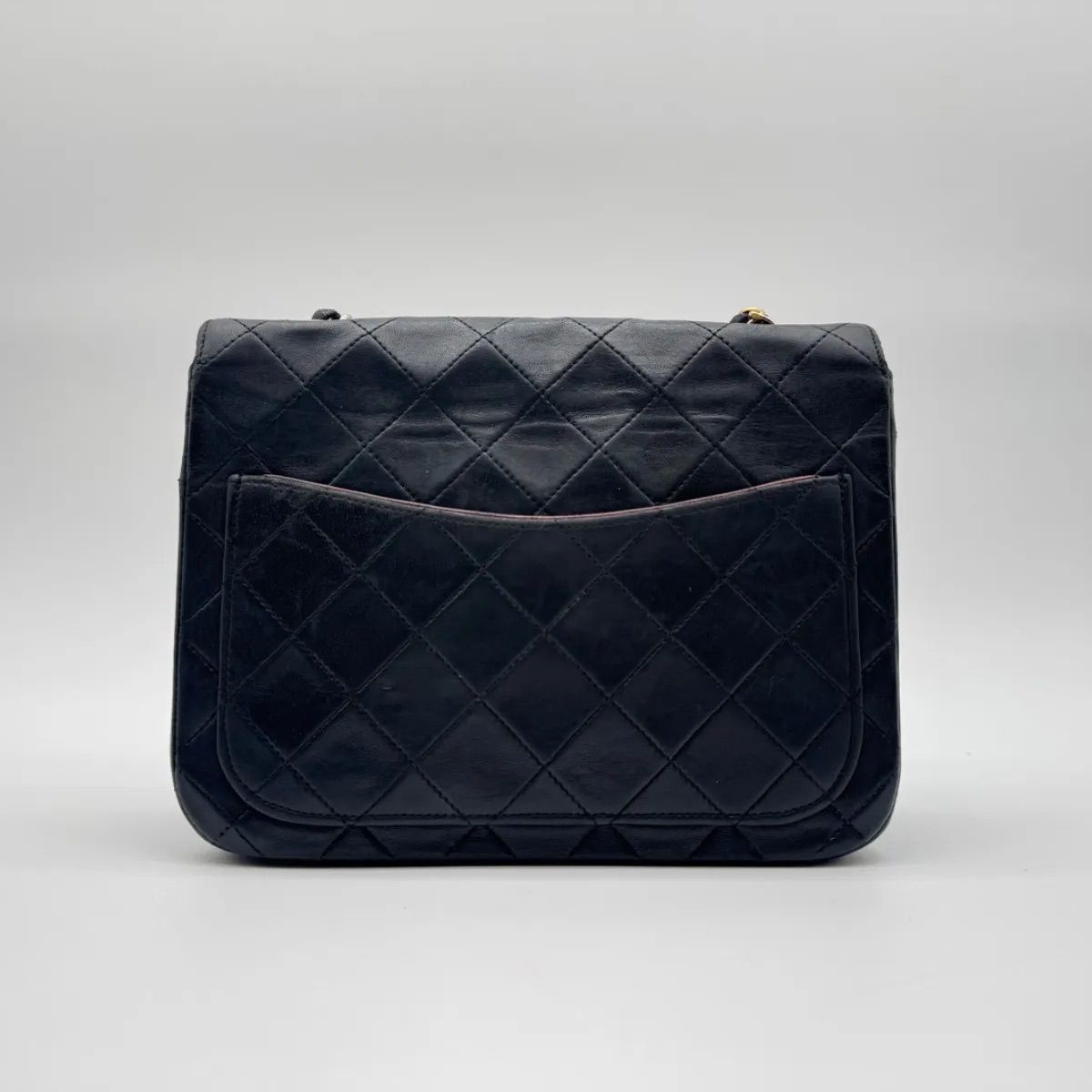 Chanel Shoulder Bag Quilted CC Logo Turnlock Gold Chain Leather Black — view 2