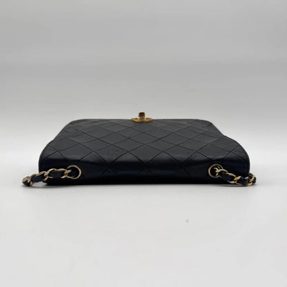 Chanel Shoulder Bag Quilted CC Logo Turnlock Gold Chain Leather Black — view 5