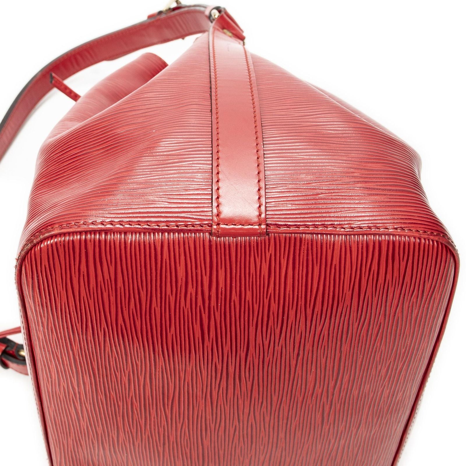 Louis Vuitton Noe Red Epi — view 7