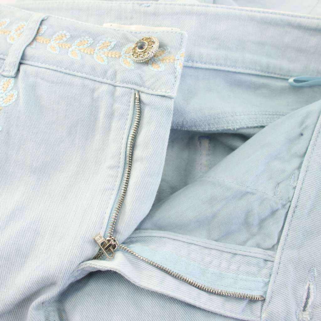 Chanel Denim Pants Jeans CC Logo Visual Button 40 Blue — view 7