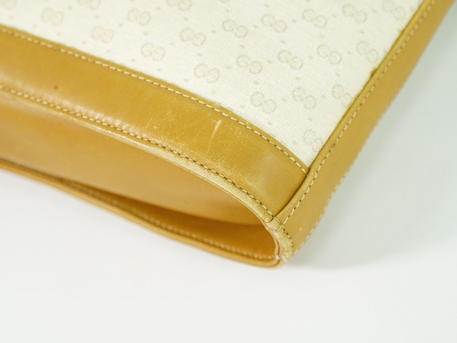 Gucci Vintage Micro GG Shoulder Bag Pochette Ivory Brown — view 7