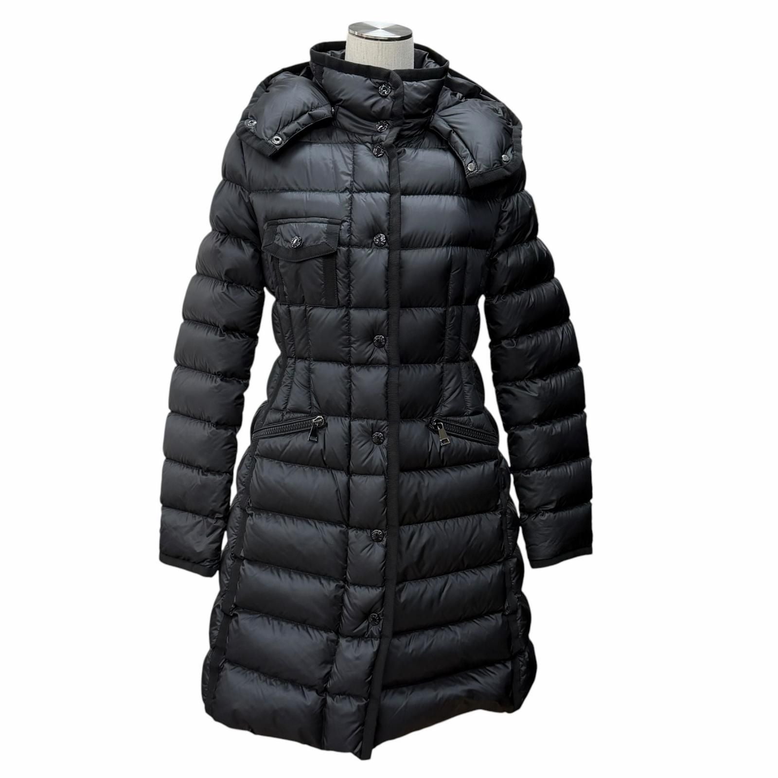 Moncler Hermine Logo Patch with Hood Down Jacket Coat Black 0