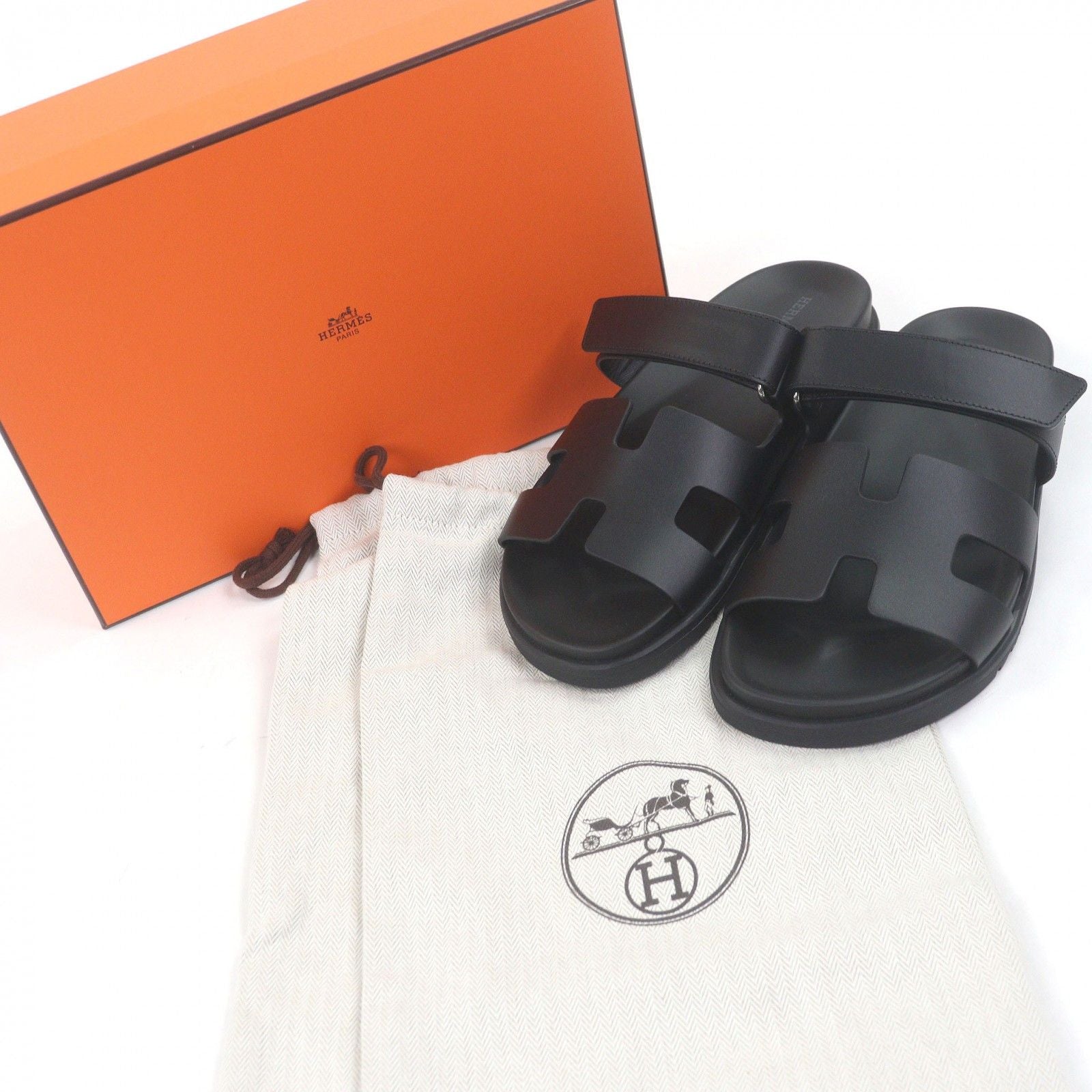Hermes Chypre Leather Logo Motif Slide Sandals Shower Black — view 2