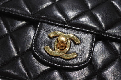 Chanel Chain Quilted 23 Shoulder Bag CC Logo Lambskin Black Gold — view 4
