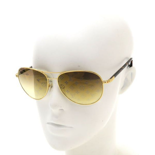 Louis Vuitton Conspiration Pilot Sunglasses Eyewear
