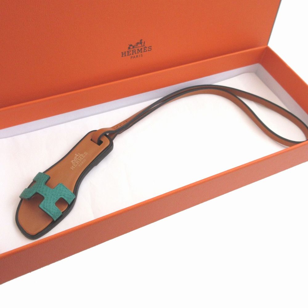 Hermes Orannano Charm Vert Jade Veau Epsom Battra Vache Hunter Key Holder — view 2