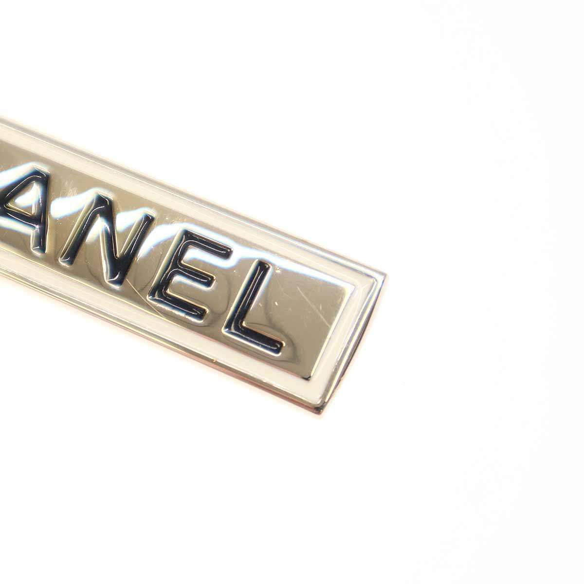 Chanel Logo Plate Brooch B Gold — view 8