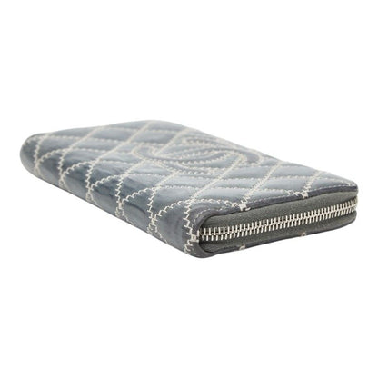 Chanel CC Logo Ultra Stitch Round Zip Wallet Gray Lambskin — view 4