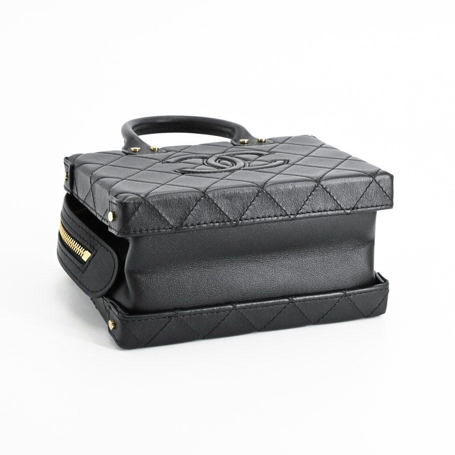 Chanel Shoulder Bag Small Vanity Case — view 5