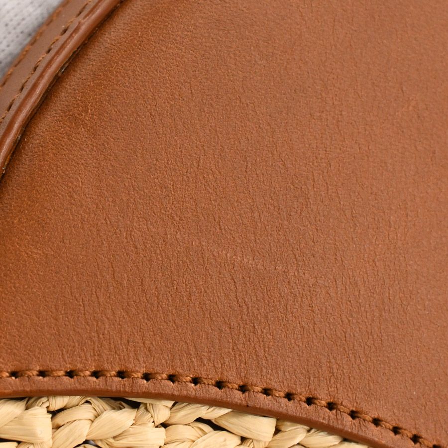 Saint Laurent Shoulder Bag Round — view 7