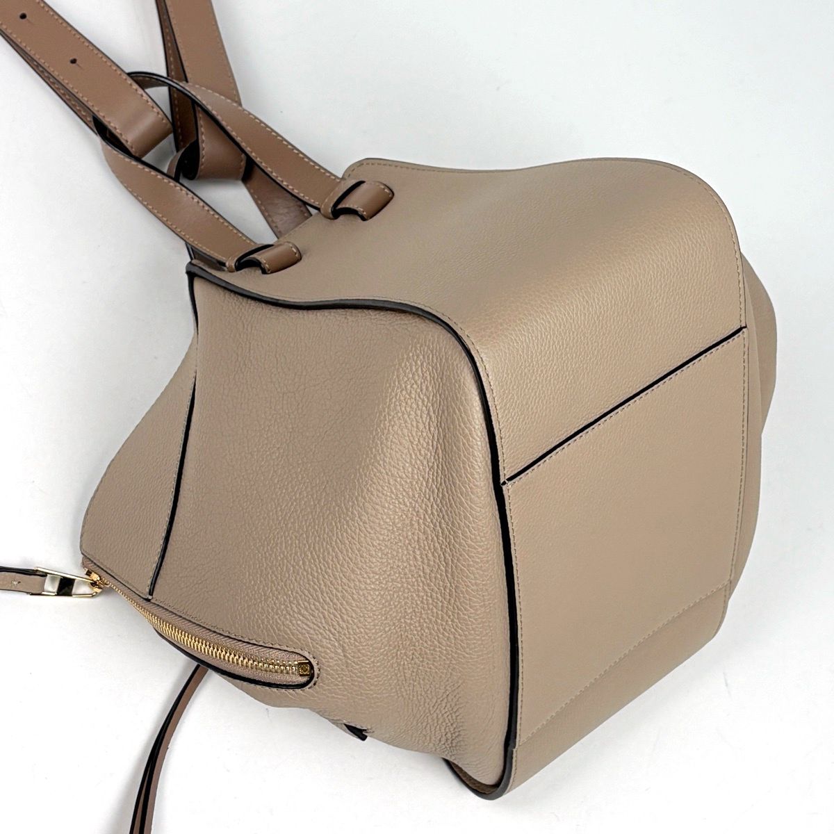 Loewe Hammock Small 2-Way Shoulder Bag Leather Beige — view 2