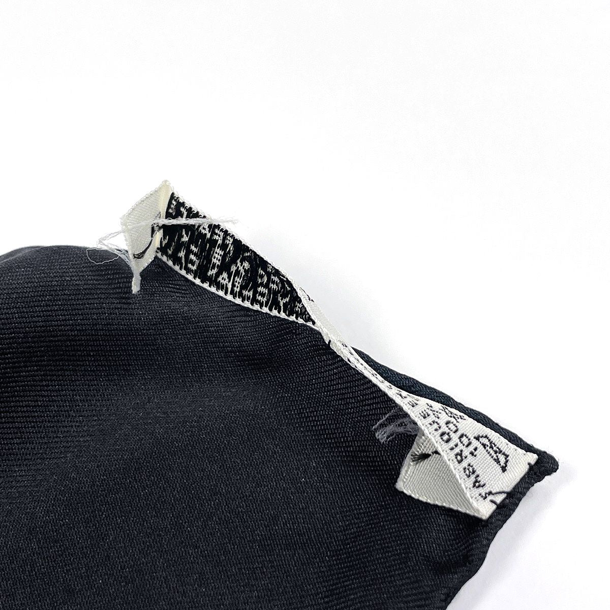 Hermes Carre 90 les Tuileries Chulli Park Scarf Silk Black Gold — view 3