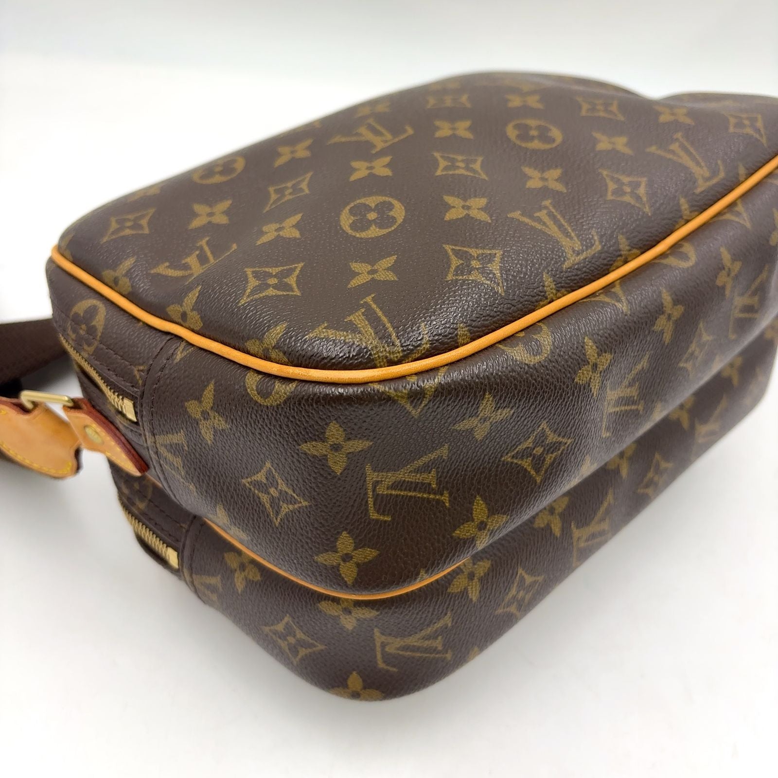 Louis Vuitton Reporter PM Monogram Leather Brown Shoulder Bag Gold — view 8